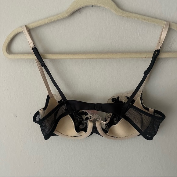 Vintage Victoria’s Secret Lace Black and Tan Bra 36b - Picture 5 of 7